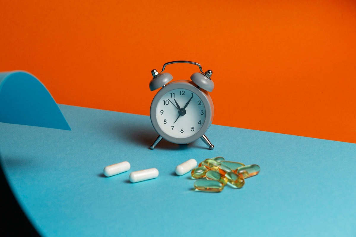Best Time To Take Vitamins: Morning, Night, With Food or Empty Stomach
